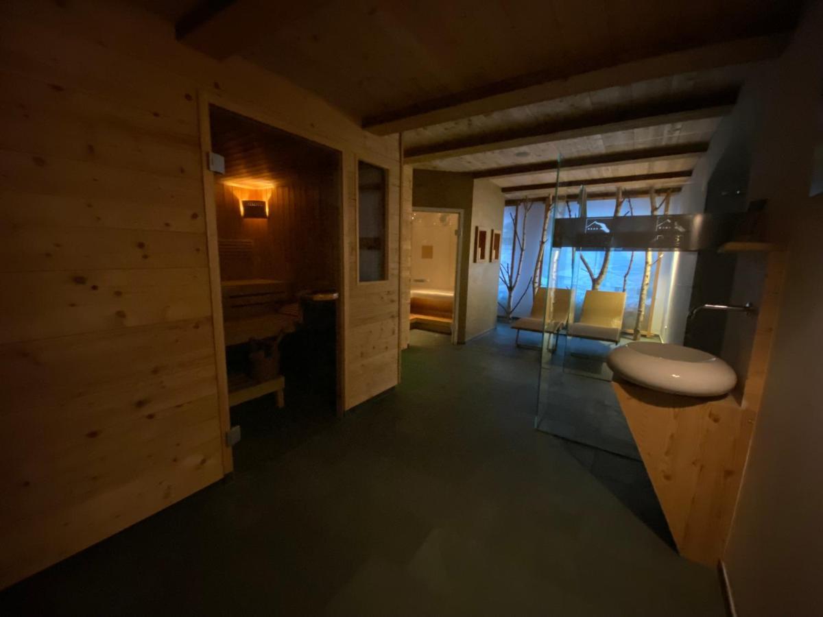 Gasthaus Post Matrei in Osttirol Buitenkant foto